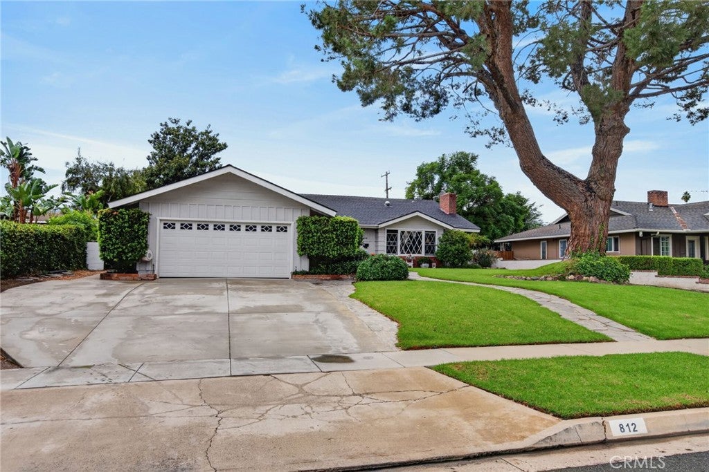 812 Alta Vista