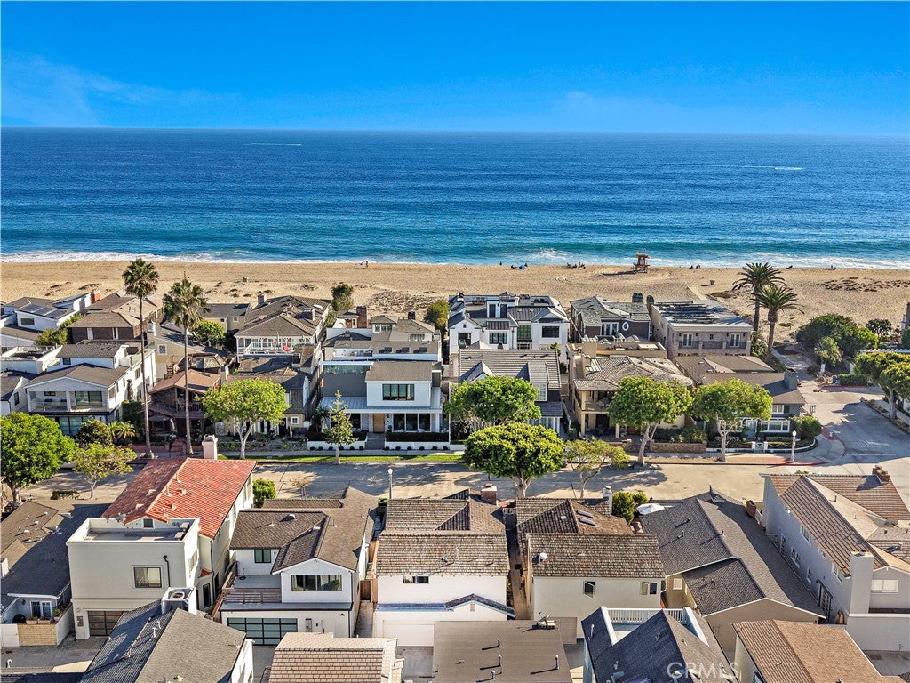 2012 E Ocean Boulevard