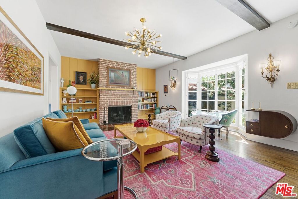 Photo of 10966 Strathmore Drive #8, Los Angeles, CA 90024 (MLS # 26673997)