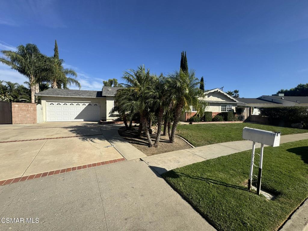 Beautiful Texas Alpine single story home. Great floor plan with 4 bedrooms and 2 baths, remodeled kitchen, newer cabinets, granite counters and breakfast bar, dining area, bonus room, cozy family room with fireplace, laundry area, 2 car garage with direct access. Wonderful backyard with covered patio, pool and spa and large grassy area. Pool and gardener included.
