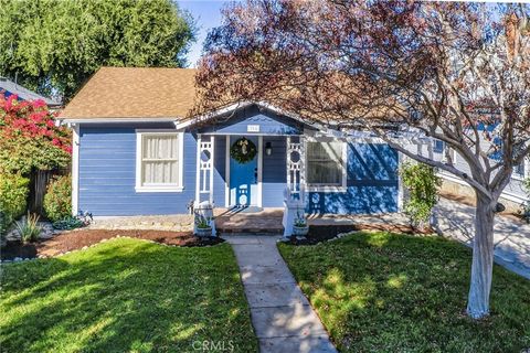 Photo of 716 W Olive Ave, Redlands, CA 92373 (MLS # IG25275570)