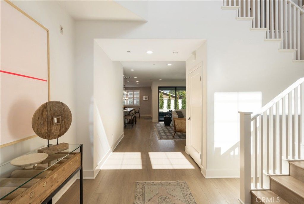 Photo of 310 Costa Bella Court, Costa Mesa, CA 92627 (MLS # OC26046396)