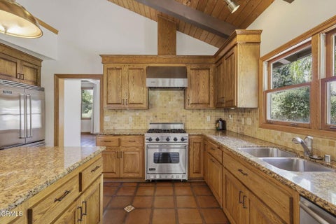 Tiny photo for 800 Oak Grove Court, Ojai, CA 93023 (MLS # V1-38781)