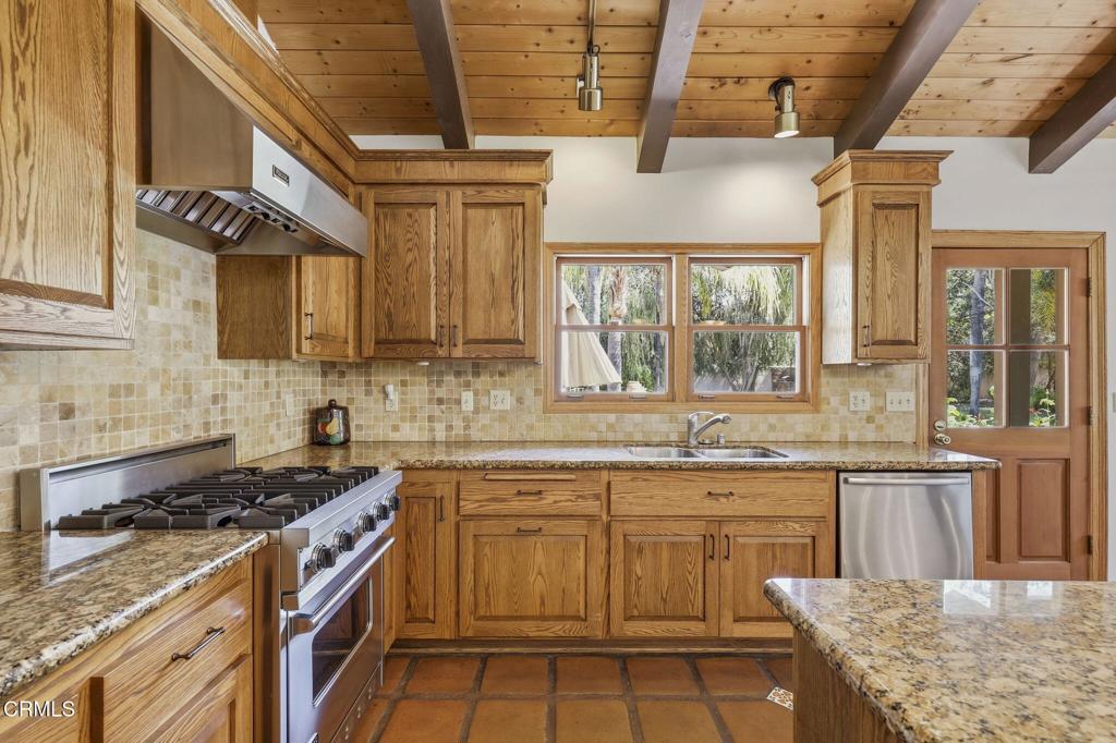 800 Oak Grove Court