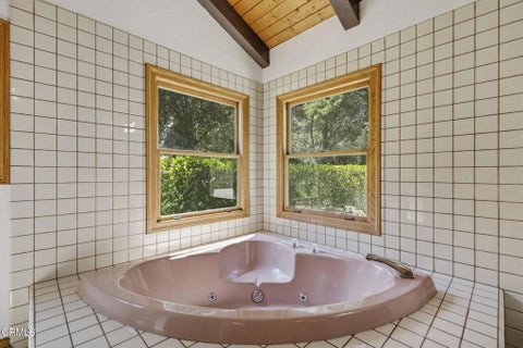 Tiny photo for 800 Oak Grove Court, Ojai, CA 93023 (MLS # V1-38781)
