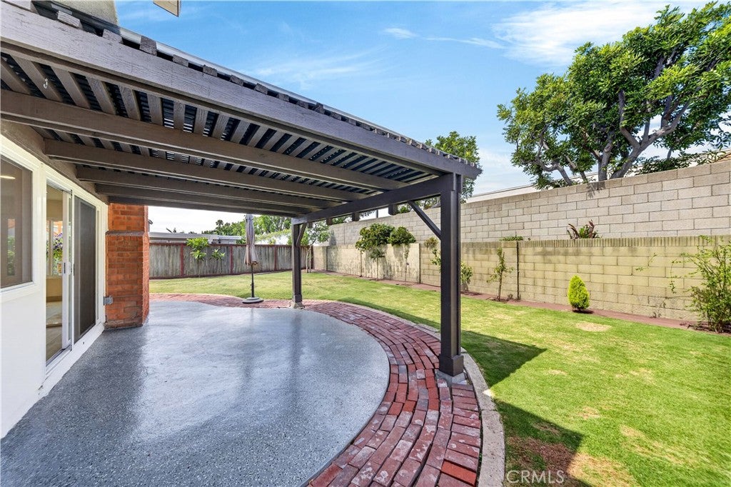 19051 Randi, Huntington Beach CA 92646 - Photo 32