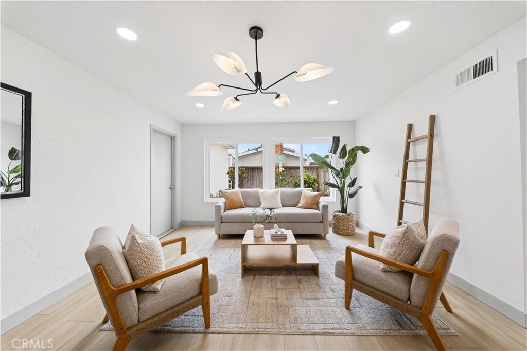 19051 Randi, Huntington Beach CA 92646 - Photo 7