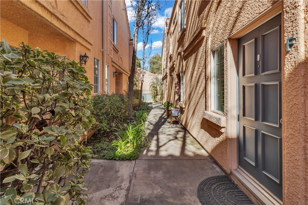 25144 Steinbeck F