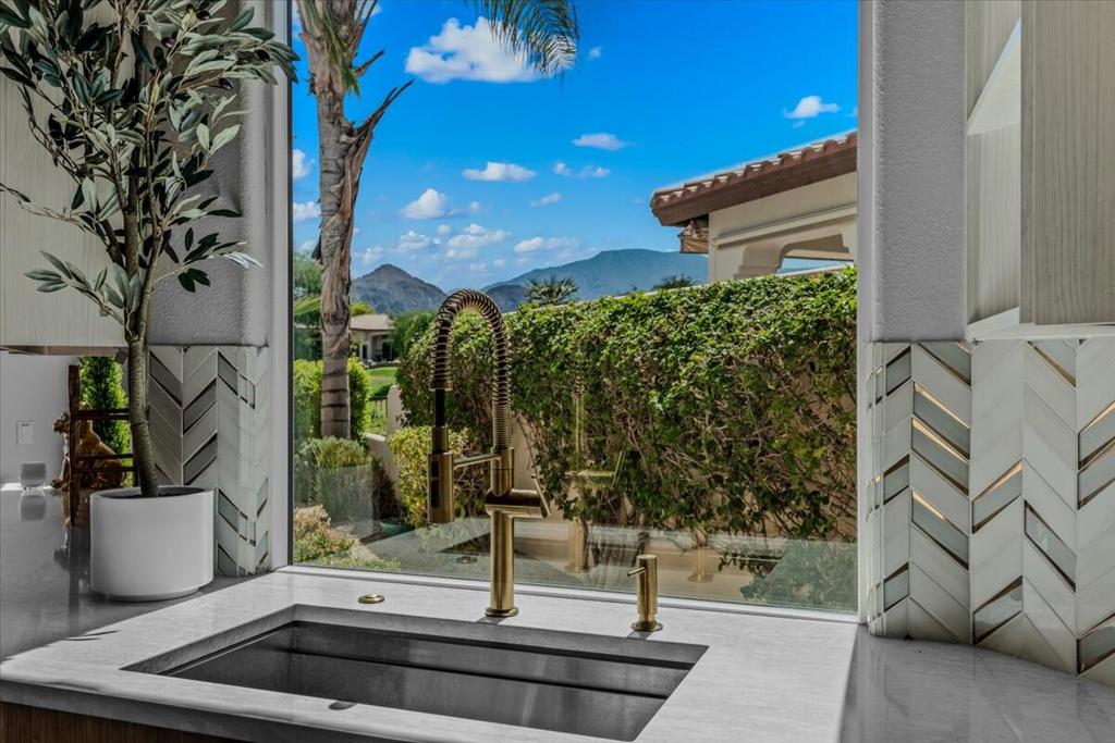 Rancho La Quinta CC - Residential Lease