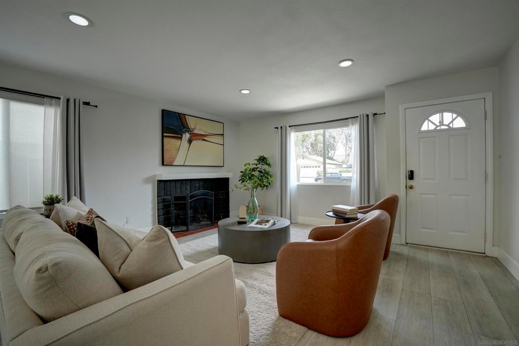 8430 Hydra Lane