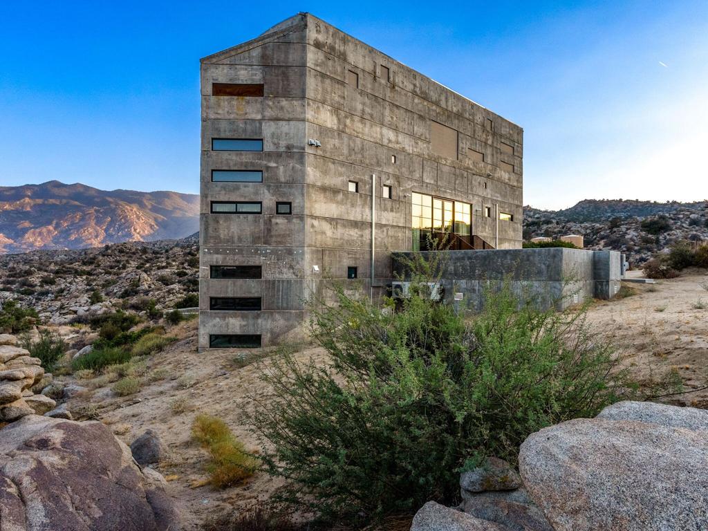 Pinyon Crest - Residential