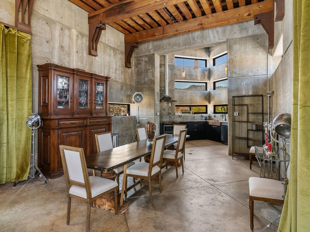 Pinyon Crest - Residential