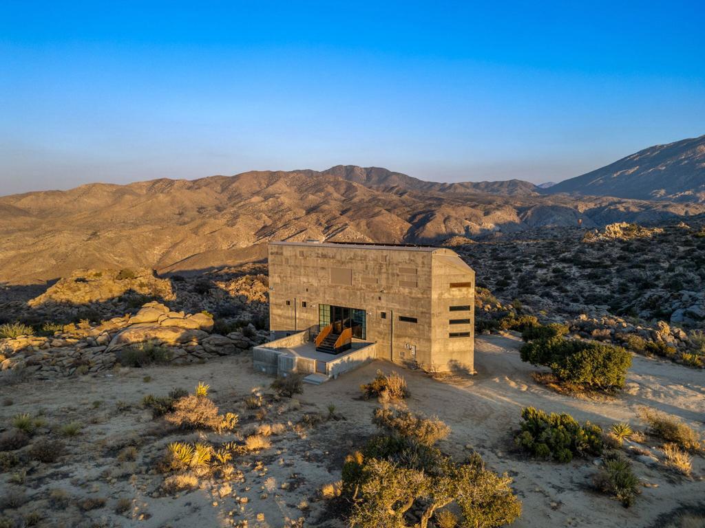 Pinyon Crest - Residential