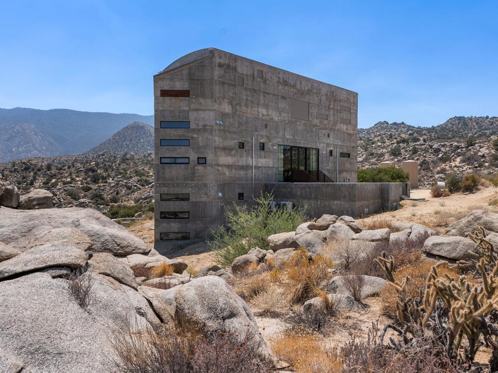 Pinyon Crest - Residential