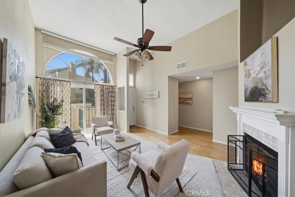 5455 Sylmar 1402