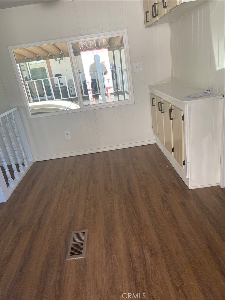 12582 2nd Street 77