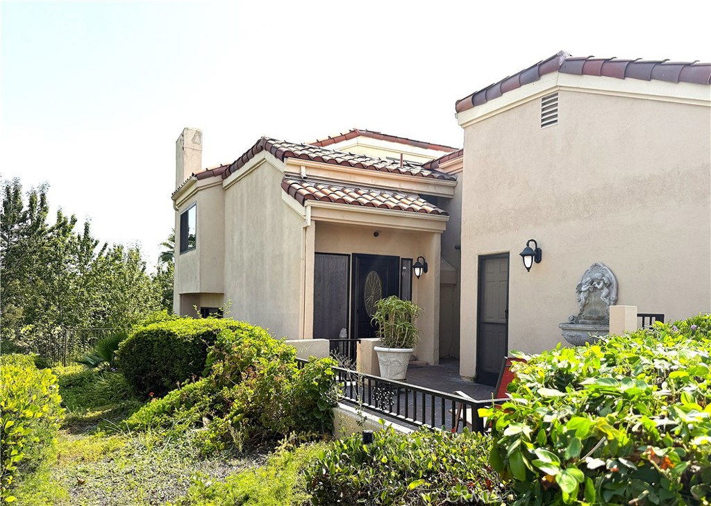 413 Thunderbird Court
