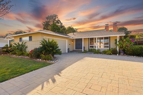 Photo of 863 Laburnum Drive, Sunnyvale, CA 94086 (MLS # ML82026449) Photo of 863 Laburnum Drive, Sunnyvale, CA 94086 (MLS # ML82026449)