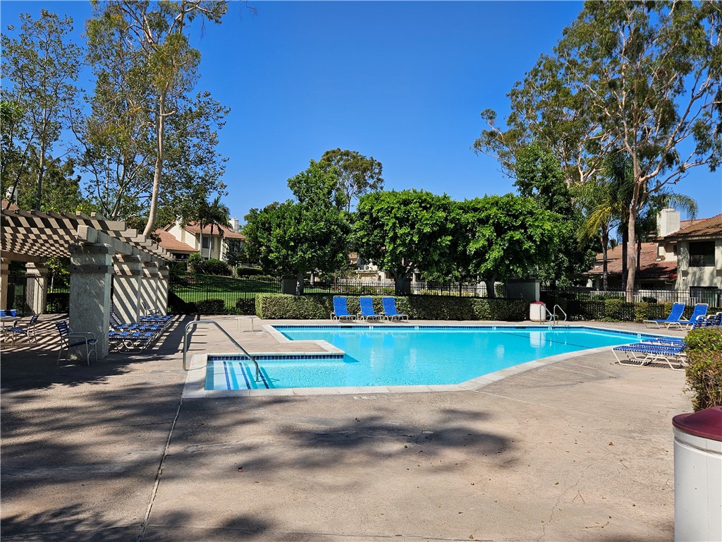 951 Creekside Drive 119
