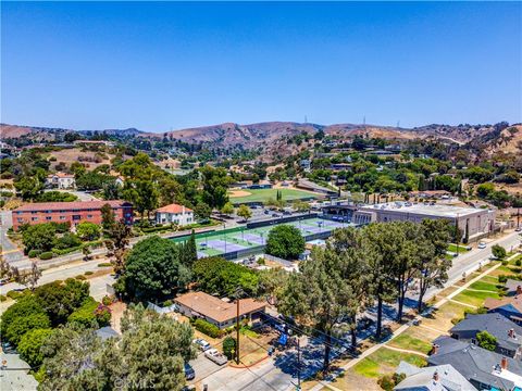 Photo of 13756 Penn Street St, Whittier, CA 90602 (MLS # PW25239501)