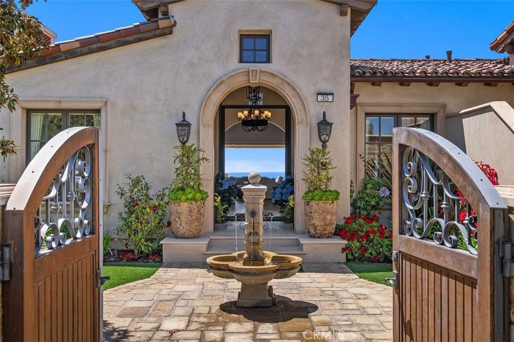 Photo of 35 Shoreline Drive, Dana Point, CA 92629 (MLS # LG25107433)