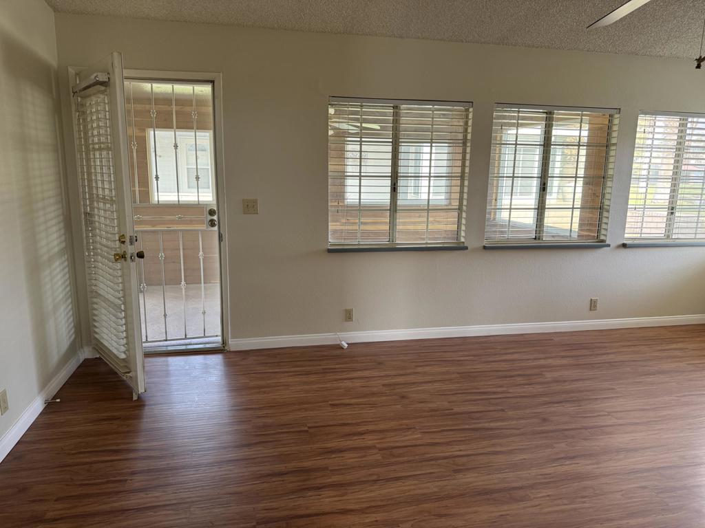 Ivey Ranch - Manufactured In Park