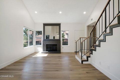 Photo of 974 Quarterhorse Lane, Oak Park, CA 91377 (MLS # 226001345)