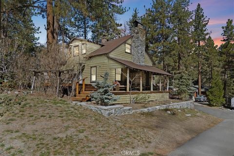 Photo of 5708 Sycamore St, Wrightwood, CA 92397 (MLS # HD26055384)