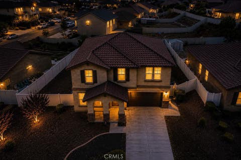 Photo of 410 Pomegranate ST, San Jacinto, CA 92582 (MLS # SW26168851)