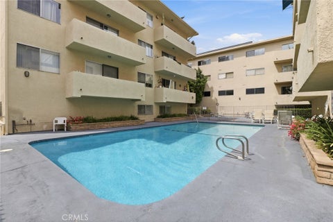 Tiny photo for 5400 Lindley Avenue #121, Encino, CA 91316 (MLS # SR26225273)