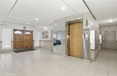 Tiny photo for 5400 Lindley Avenue #121, Encino, CA 91316 (MLS # SR26225273)