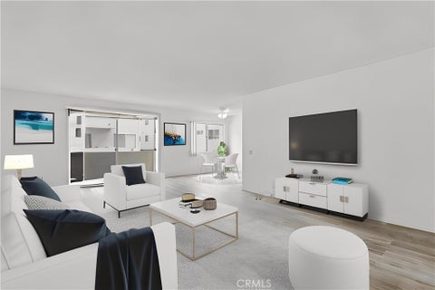 Photo of 5400 Lindley Avenue #121, Encino, CA 91316 (MLS # SR26225273)