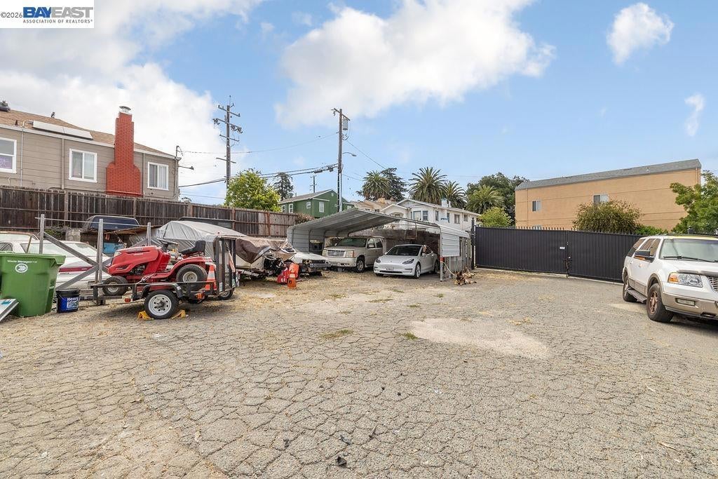 9346 MacArthur Blvd