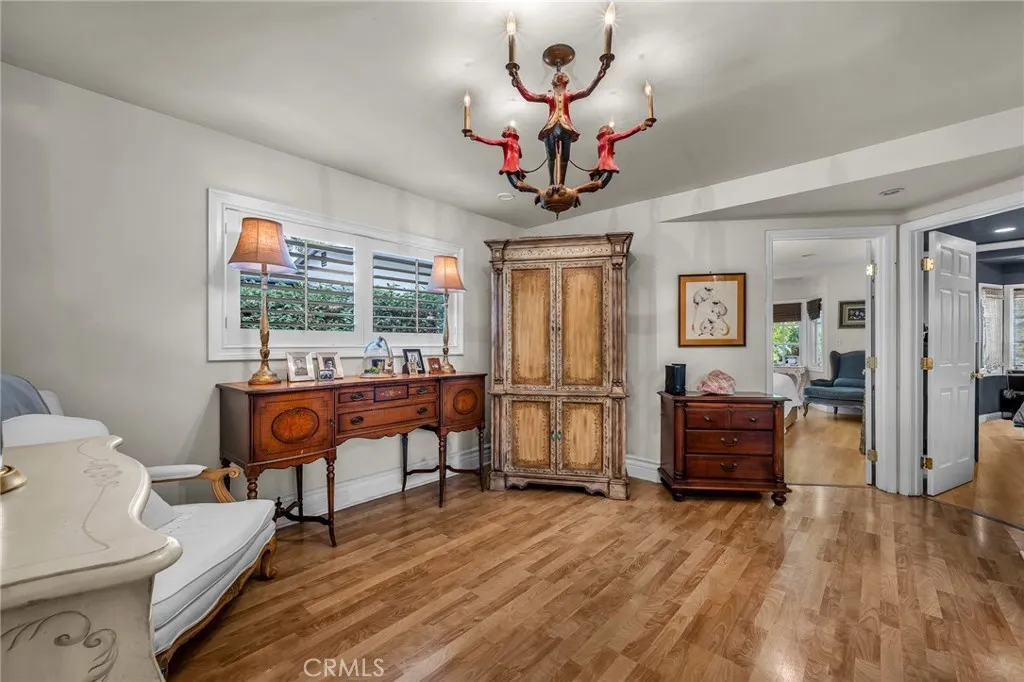 Woodland Hills, California 91364, United States, 3 Bedrooms Bedrooms, ,2 BathroomsBathrooms,Residential,Active,193599