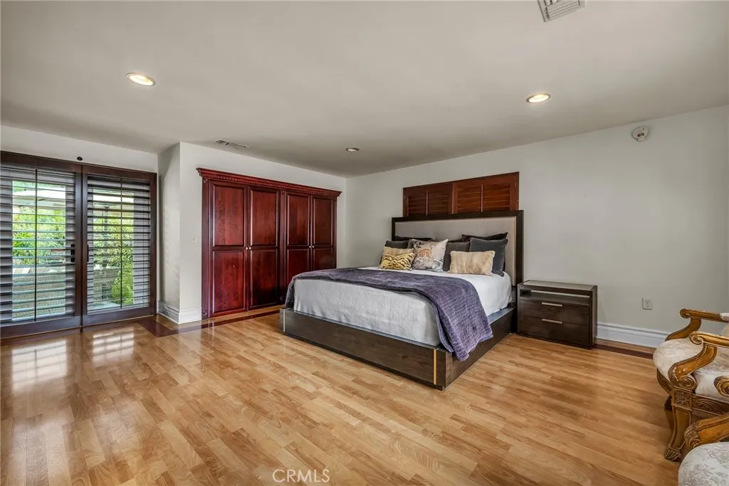 Woodland Hills, California 91364, United States, 3 Bedrooms Bedrooms, ,2 BathroomsBathrooms,Residential,Active,193599