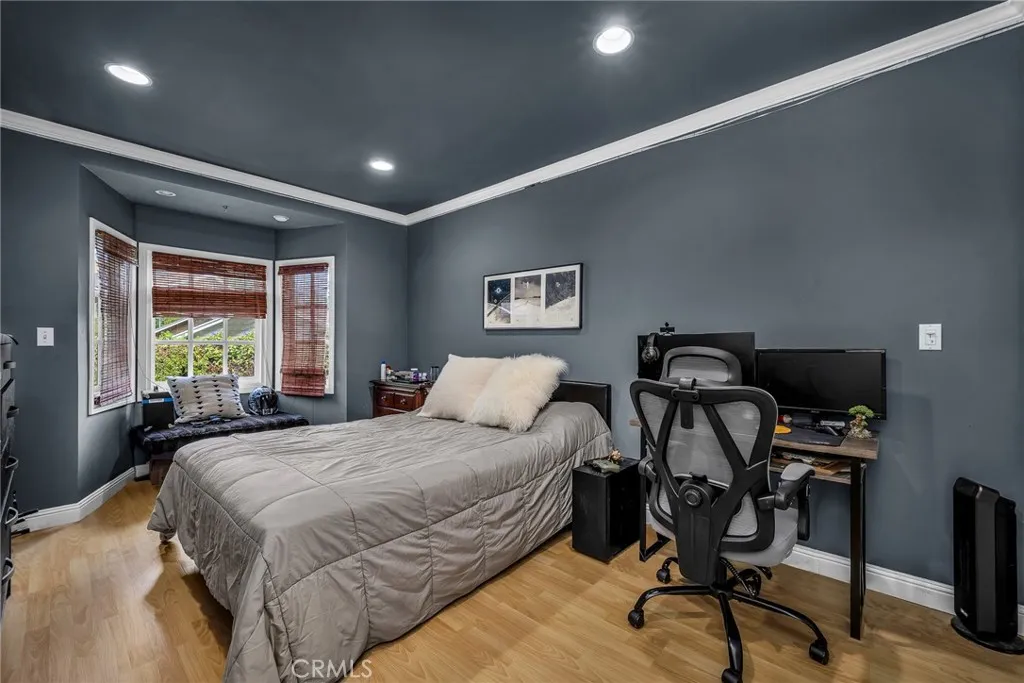 Woodland Hills, California 91364, United States, 3 Bedrooms Bedrooms, ,2 BathroomsBathrooms,Residential,Active,193599