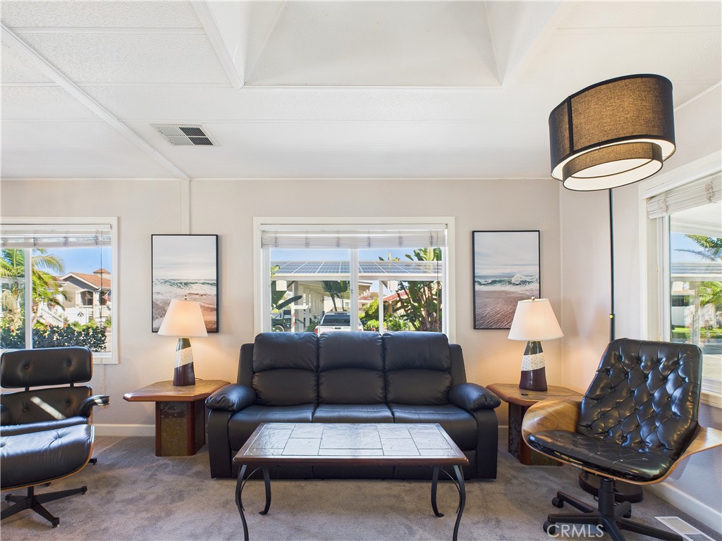 20701 Beach Boulevard 285