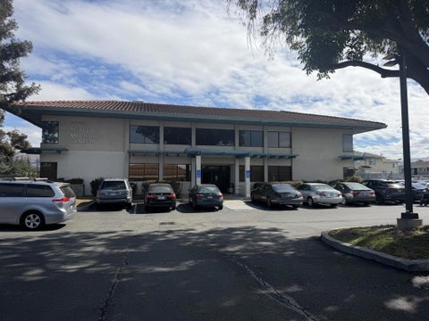 Photo of 2360 Mckee Road #B5, San Jose, CA 95116 (MLS # ML82059916)