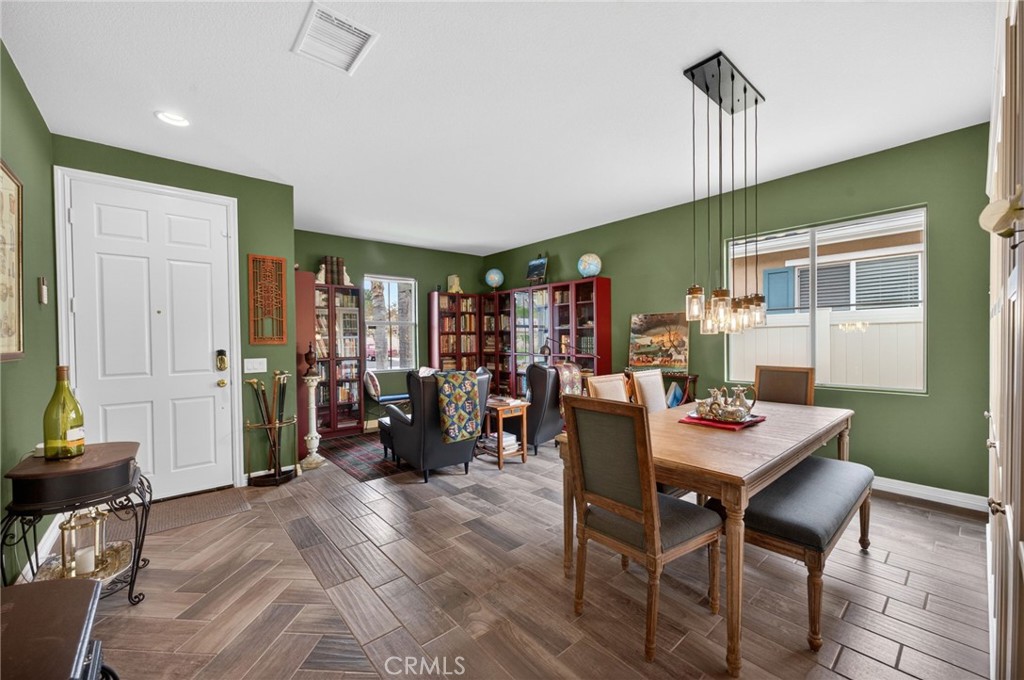 42512 Swoboda Court