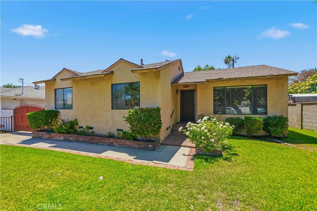 4139 N Ellen