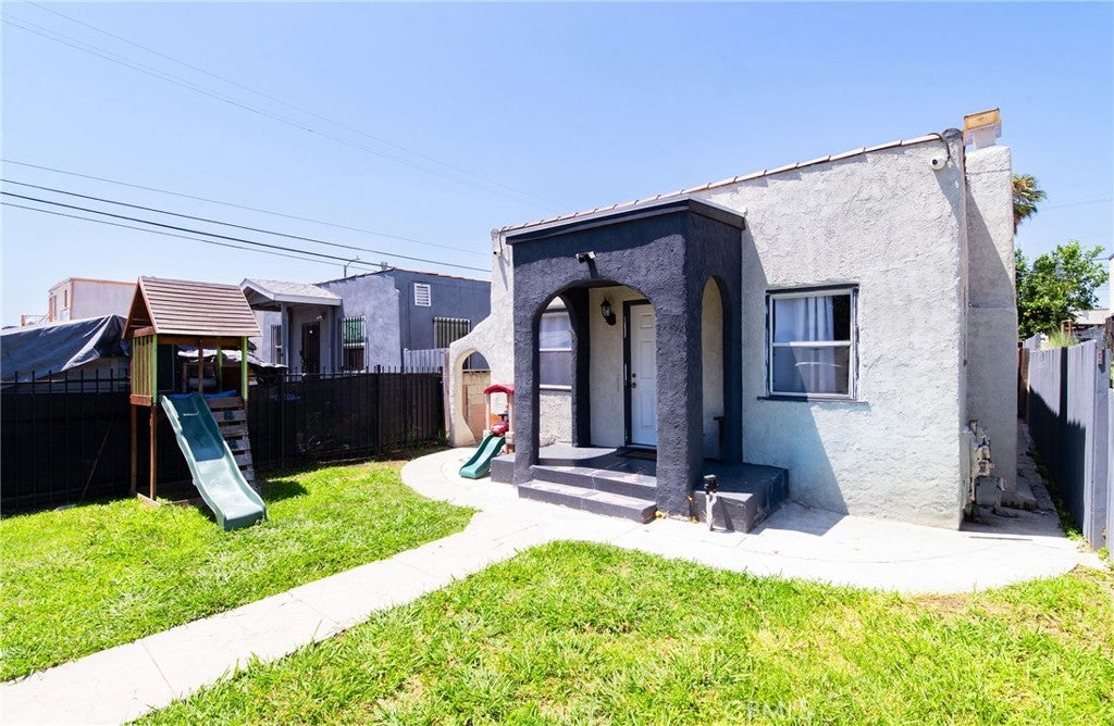 1455 W 60th Street