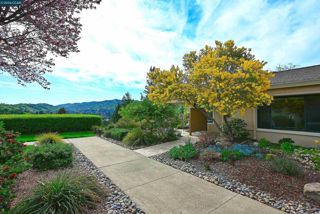 2100 2100 Golden Rain Rd 5