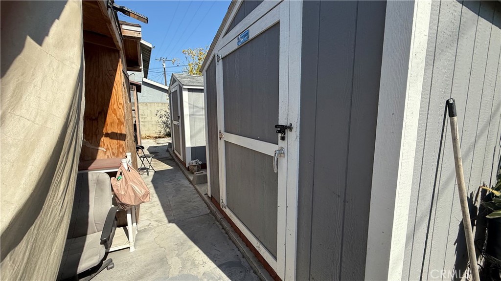 42 W Mountain View Street