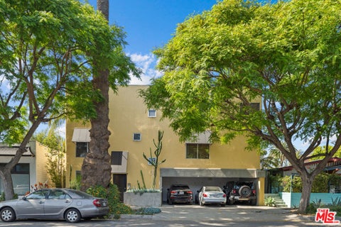 Photo of 511 Rialto Avenue #1, Venice, CA 90291 (MLS # 26849353)