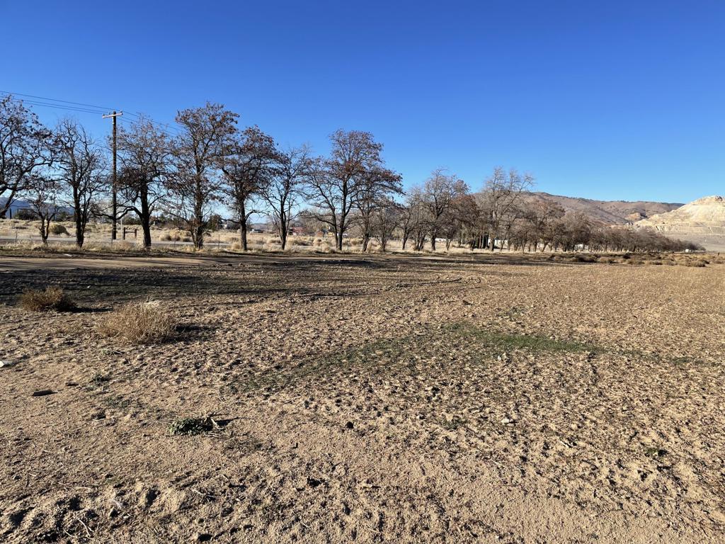 20028 Tehachapi Willow Springs Road