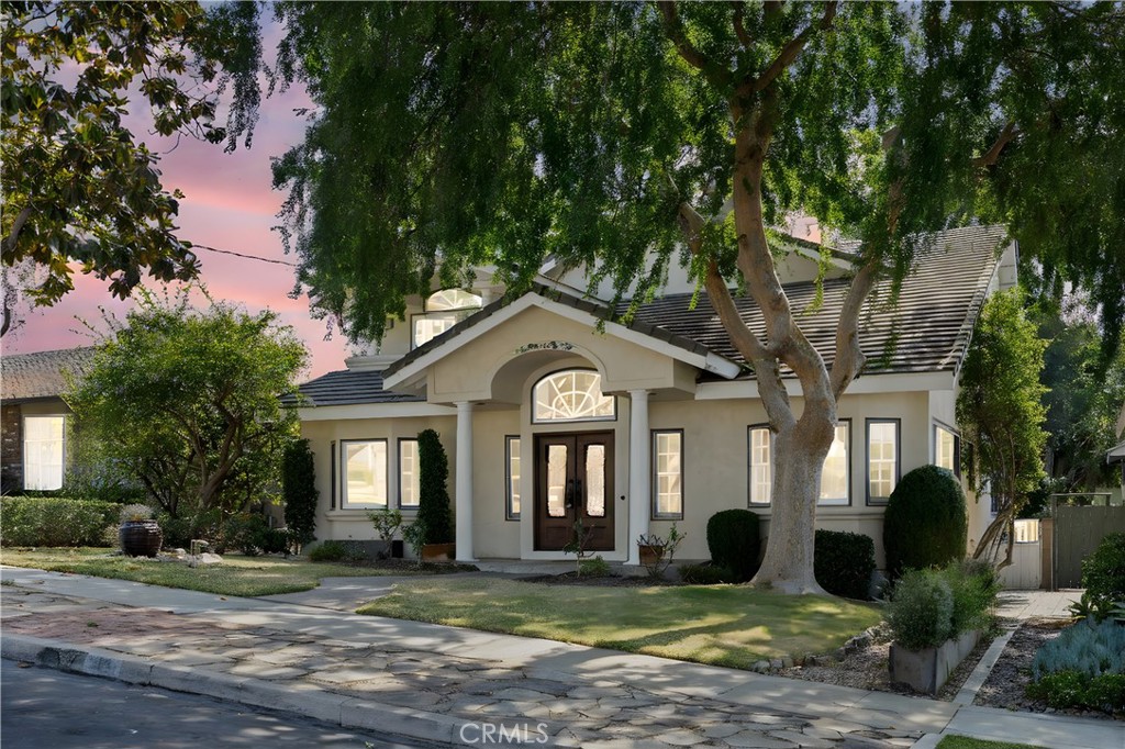 Modern Elegance Meets Timeless Comfort – 143 Hillcrest Ave, Fullerton
Welcome to 143 Hillcrest Avenue, a freshly renovated gem nestled in one of Fullerton’s most sought-after neighborhoods. This expansive 5-bedroom, 3.5-bathroom home blends contemporary sophistication with timeless charm, offering an ideal layout for both everyday living and elevated entertaining.
Step inside to discover a bright and inviting interior featuring refinished hardwood floors throughout the entire lower level, complemented by fresh designer paint, new fixtures, and modern lighting that enhance the home’s elegant ambiance.
At the heart of the home is a stylishly updated kitchen, complete with quartz countertops, sleek cabinetry, and stainless steel appliances—designed to inspire culinary creativity. The open-concept layout flows seamlessly into the dining and family areas, ideal for hosting guests or relaxing with loved ones.
The flexible floorplan includes two first-floor bedrooms, perfect for guests, extended family, or a private home office setup. Upstairs, the luxurious primary suite offers a private escape, featuring a spa-inspired bathroom with a deep soaking tub, walk-in shower, and dual-sink quartz vanity. Every bathroom in the home has been thoughtfully upgraded with new tile, vanities, and refined finishes.
Beyond its stunning interior, this home boasts a prime location just steps from Fullerton College, and only minutes from Cal State Fullerton and Chapman University—making it ideal for students, faculty, or those seeking unbeatable convenience.
With over 3000 square feet of beautifully curated living space, 143 Hillcrest Avenue offers a rare blend of luxury, location, and lifestyle—all in one move-in-ready package.