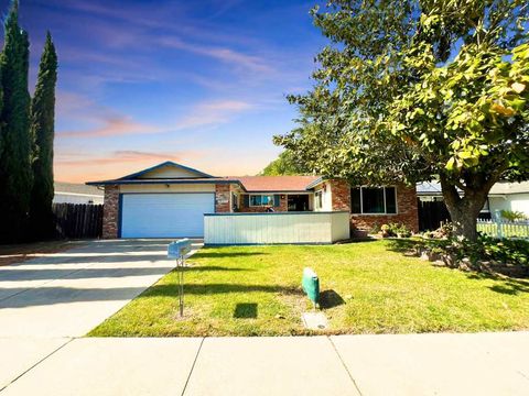 Photo of 3025 3025 Monticello Dr Dr, Stockton, CA 95209 (MLS # 41123185)