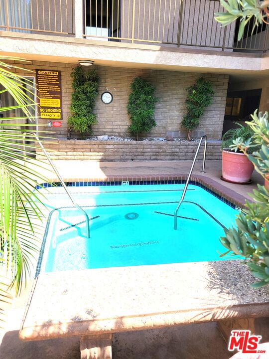 2501 W Redondo Beach Boulevard 311