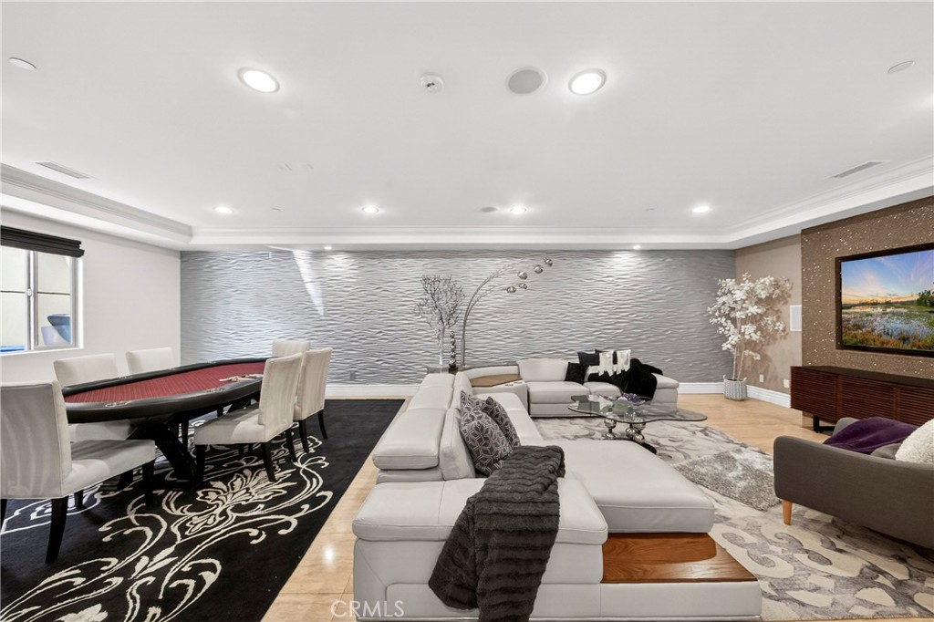 2117 Clark Lane B