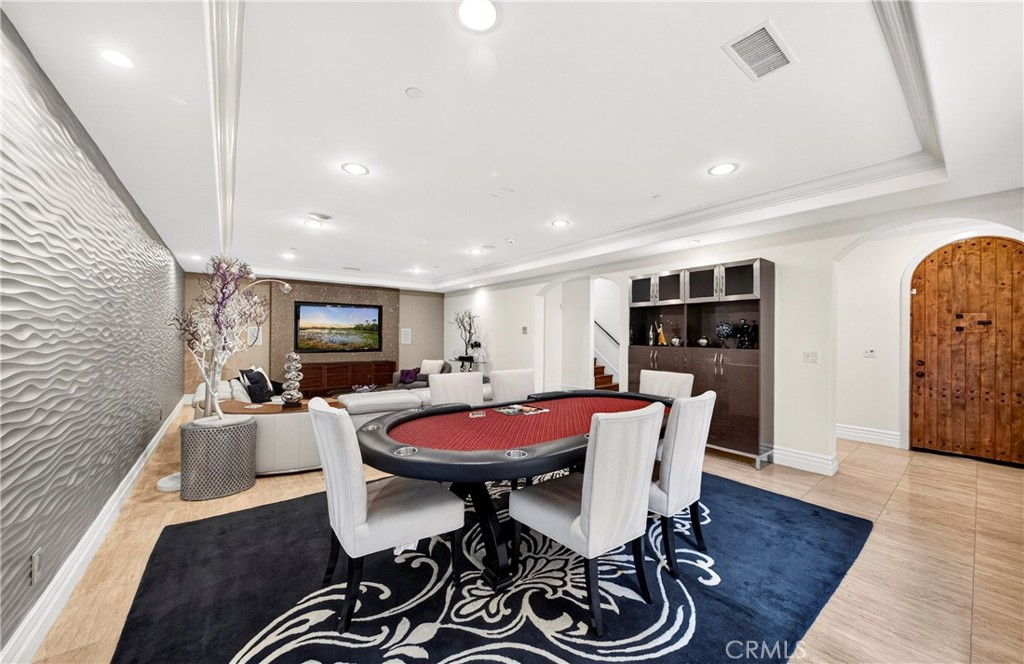 2117 Clark Lane B